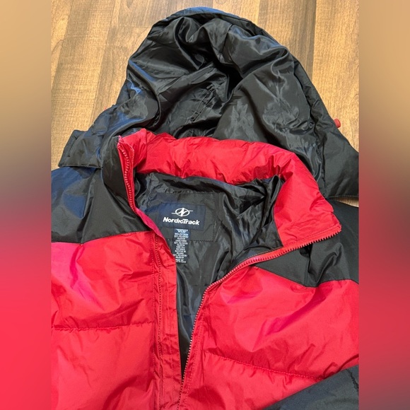 Red and Black Puffer Jacket - Picture 3 of 9